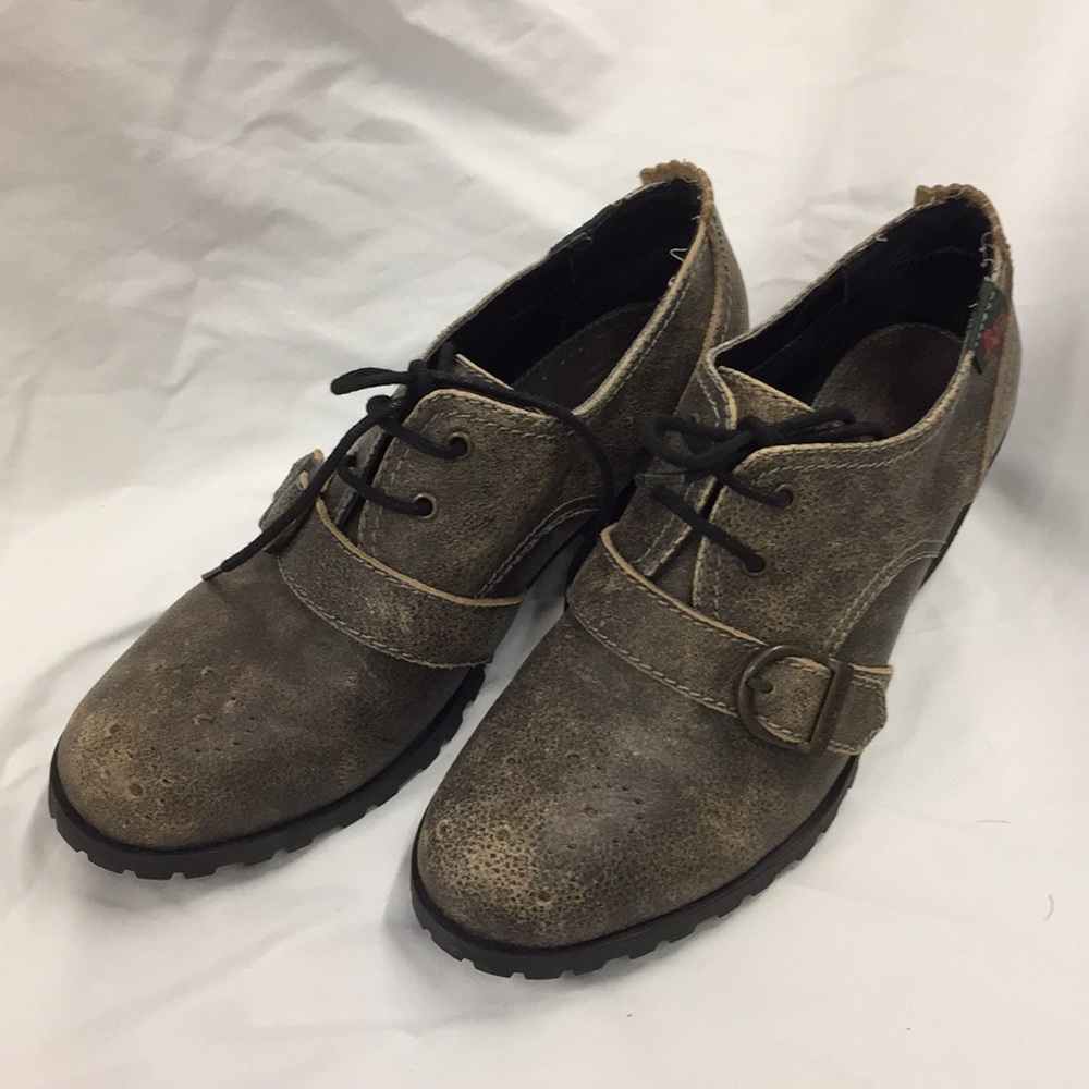G.H. Bass & Co Lacy Black Leather Platforms